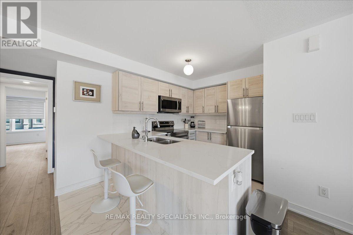 32 Magnolia Lane — photo 10