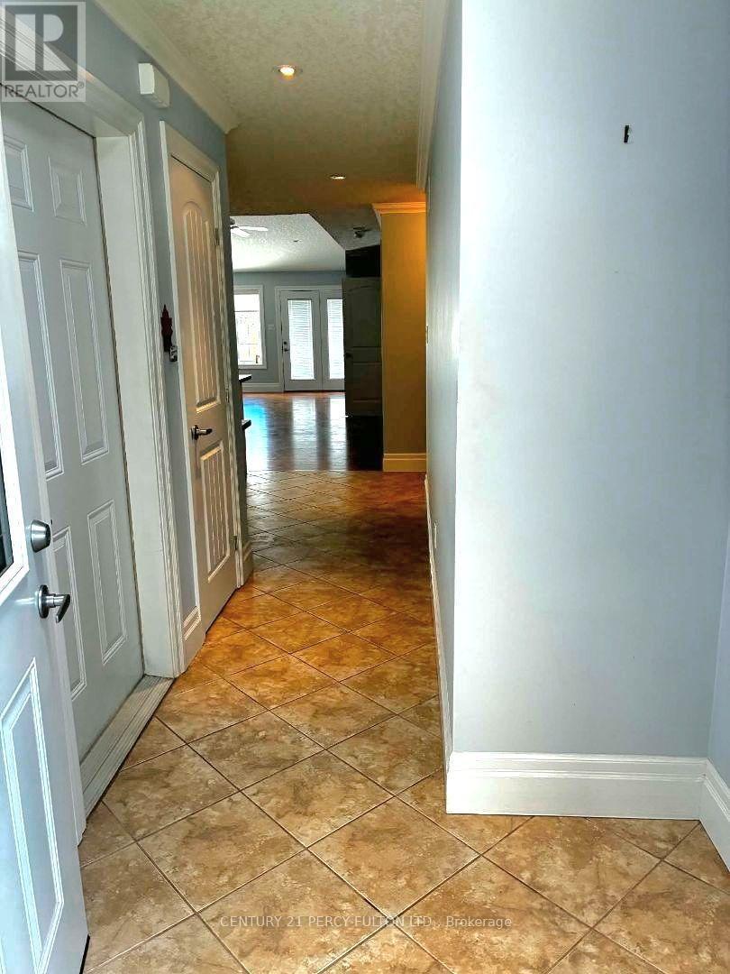 31 Greenway Drive, Wasaga Beach, ON photo 4