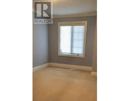 31 Greenway Drive, Wasaga Beach, ON L9Z0E6 Photo 11