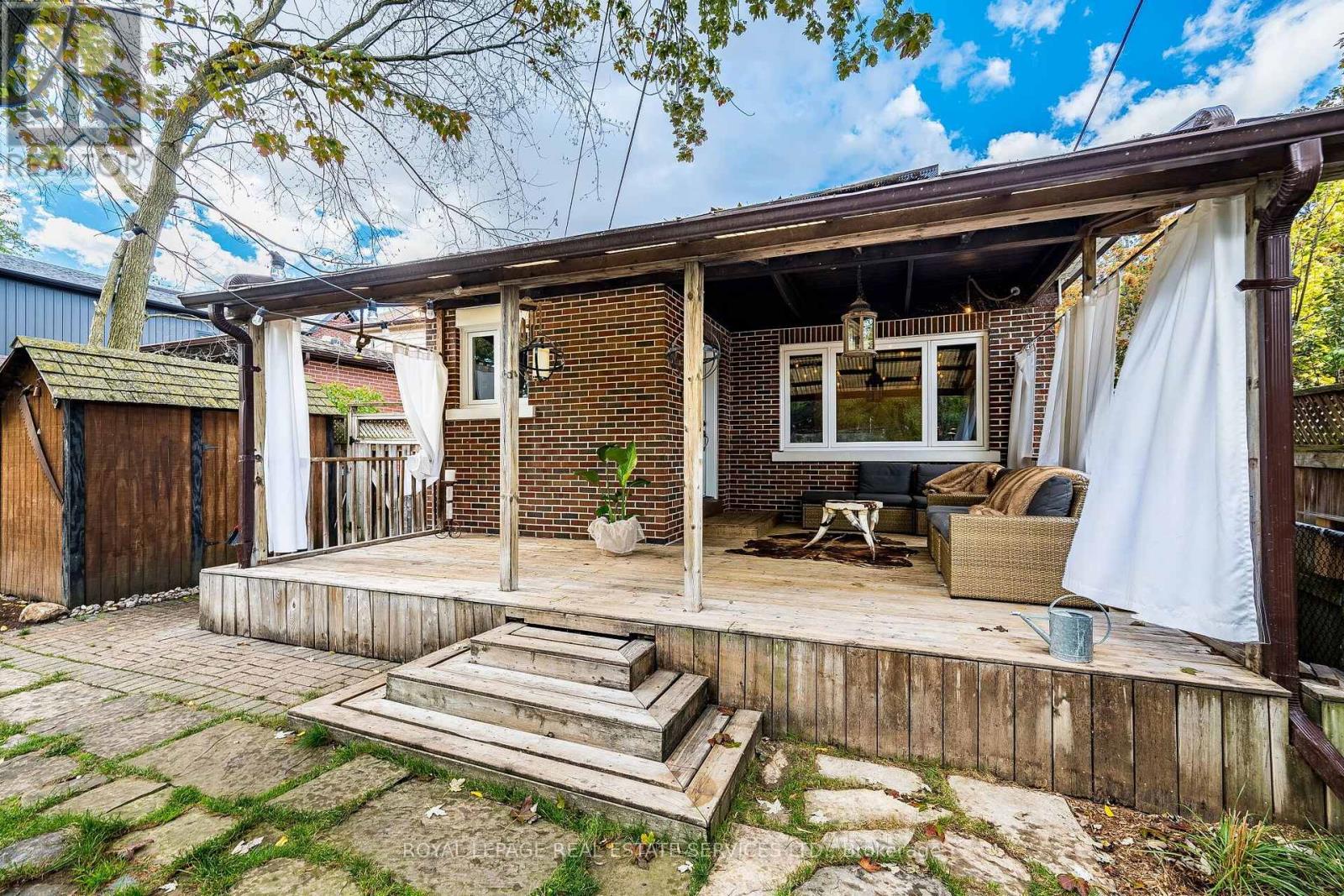 47 Frederick Street, Brampton, ON photo 42