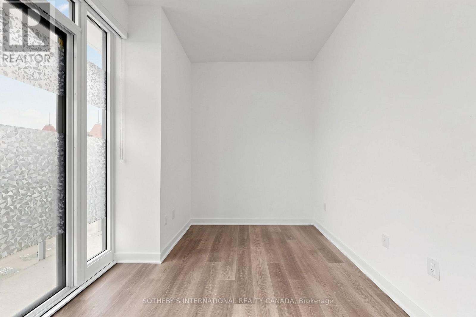 3900 Confederation Parkway — photo 17