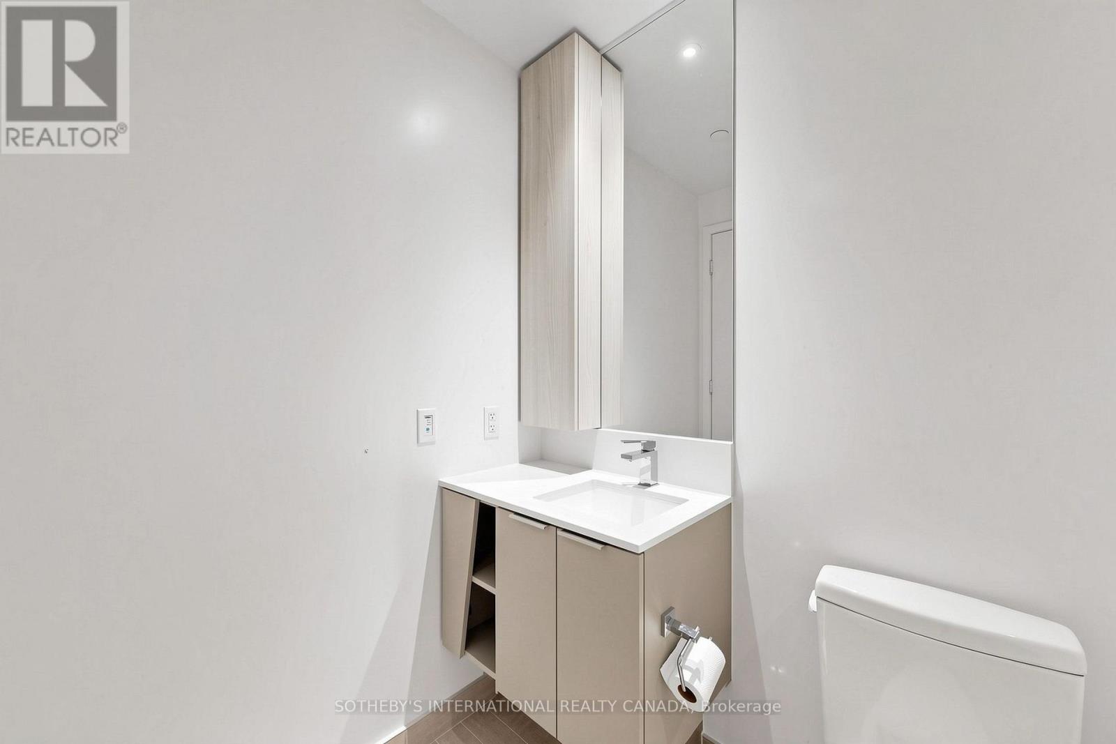 3900 Confederation Parkway — photo 20
