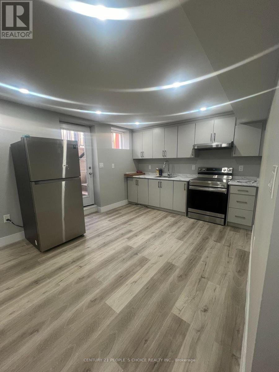 27 Callandar Road — photo 2