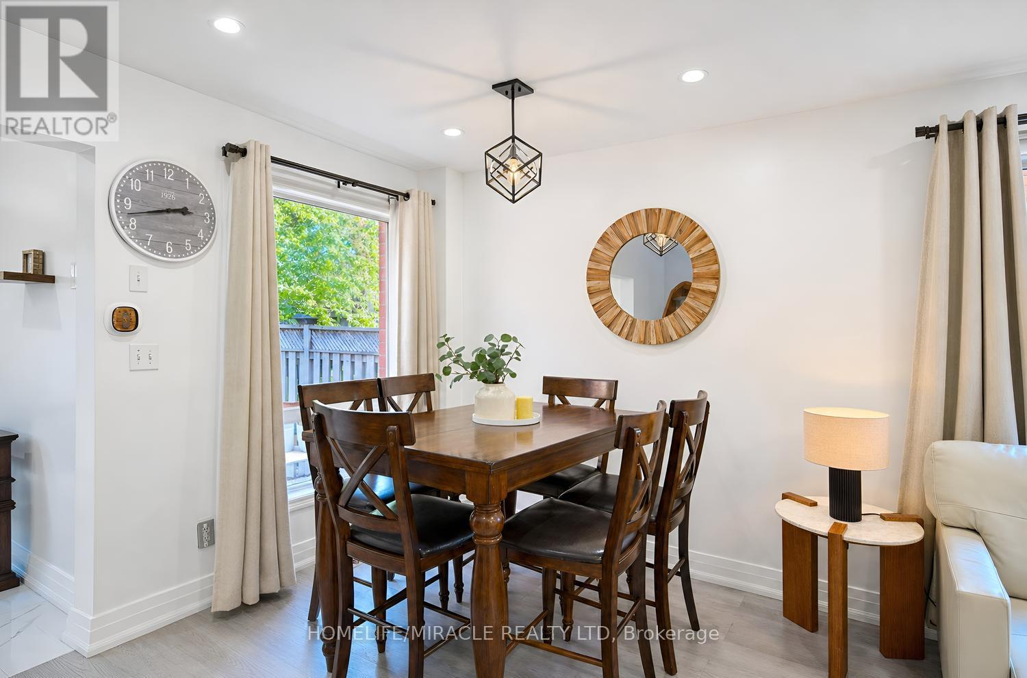 1552 Harwood Drive, Milton, ON photo 14
