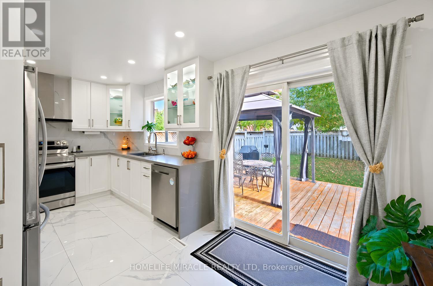 1552 Harwood Drive, Milton, ON photo 16
