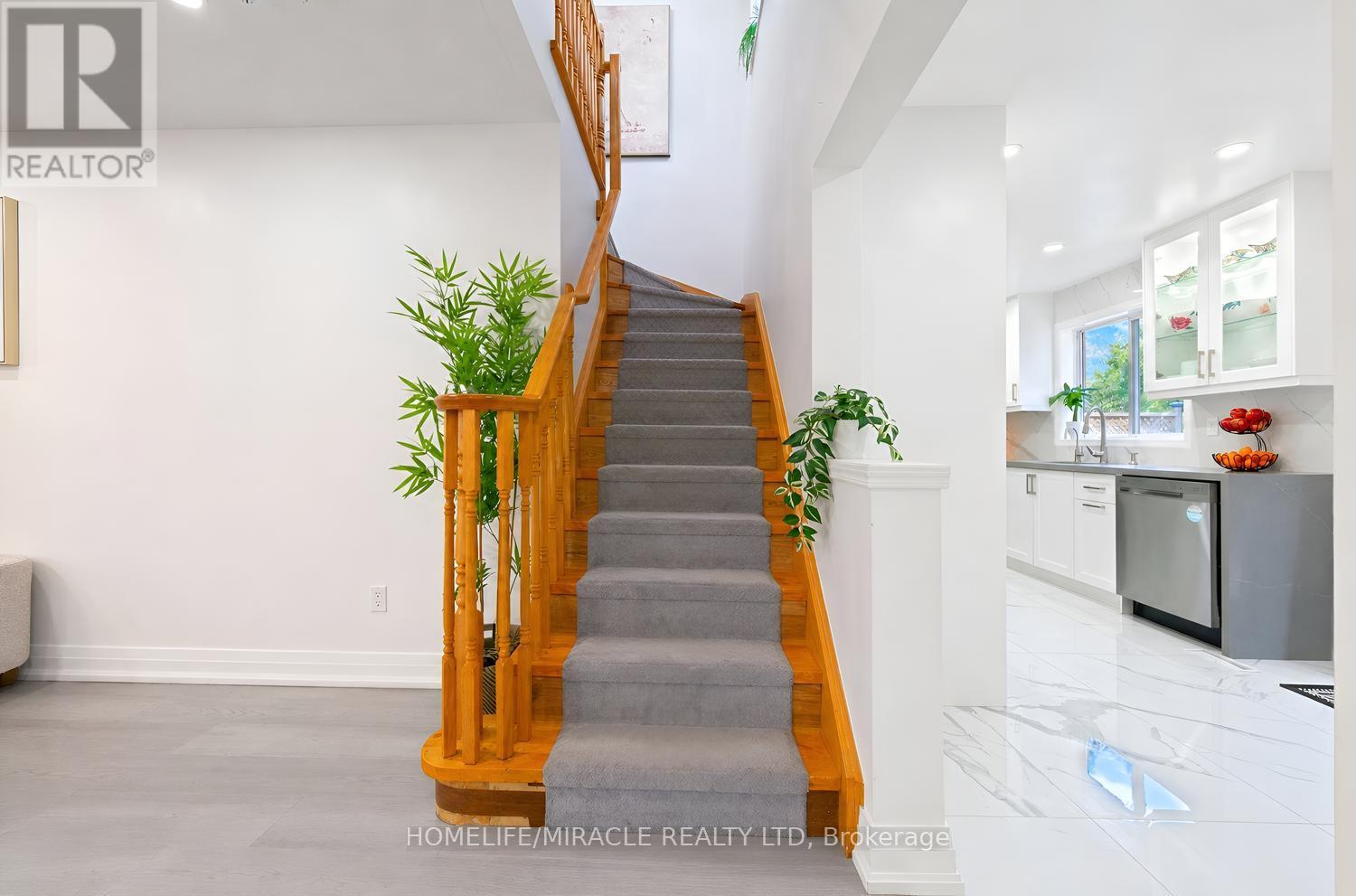 1552 Harwood Drive, Milton, ON photo 24