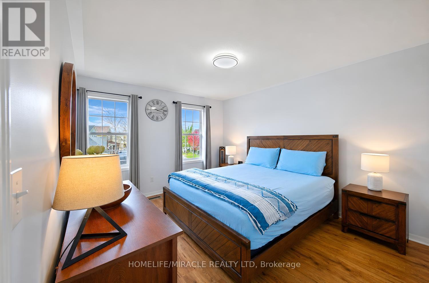 1552 HARWOOD DRIVE - 26