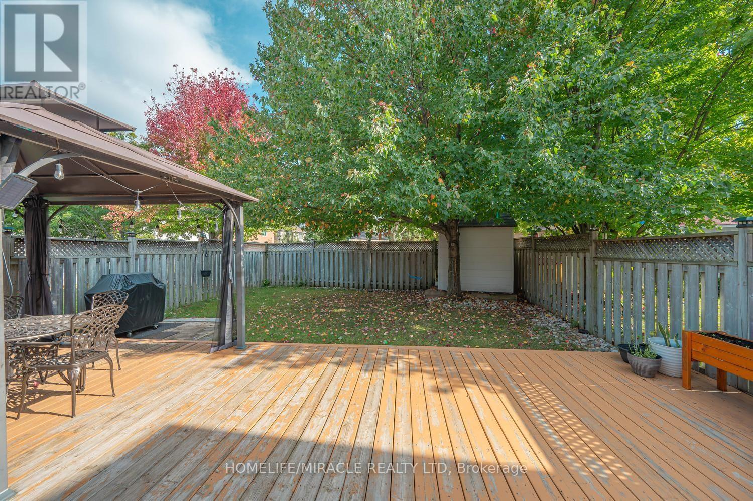 1552 HARWOOD DRIVE - 43