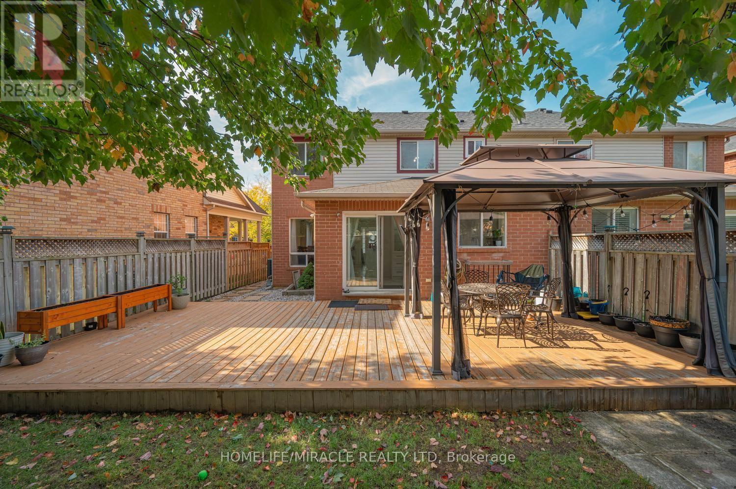 1552 Harwood Drive, Milton, ON photo 44