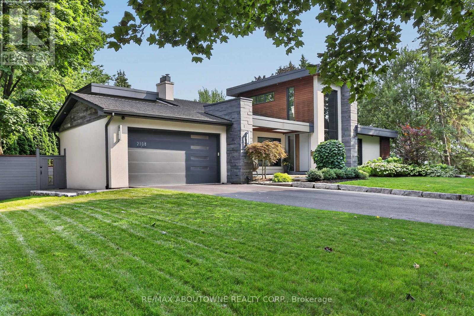 2108 PORTWAY AVENUE - 2