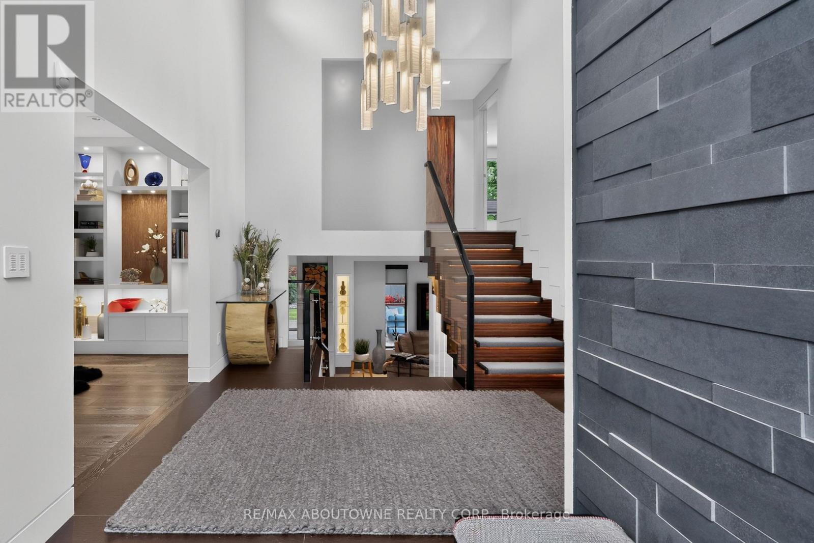 2108 PORTWAY AVENUE - 5