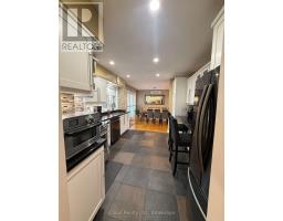 75 Walwyn Avenue, Toronto, ON M9N3H9 Photo 12