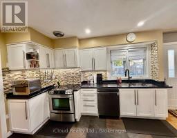 75 Walwyn Avenue, Toronto, ON M9N3H9 Photo 13