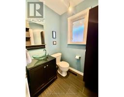 75 Walwyn Avenue, Toronto, ON M9N3H9 Photo 14