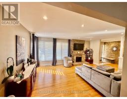 Office - 75 Walwyn Avenue, Toronto, ON M9N3H9 Photo 9