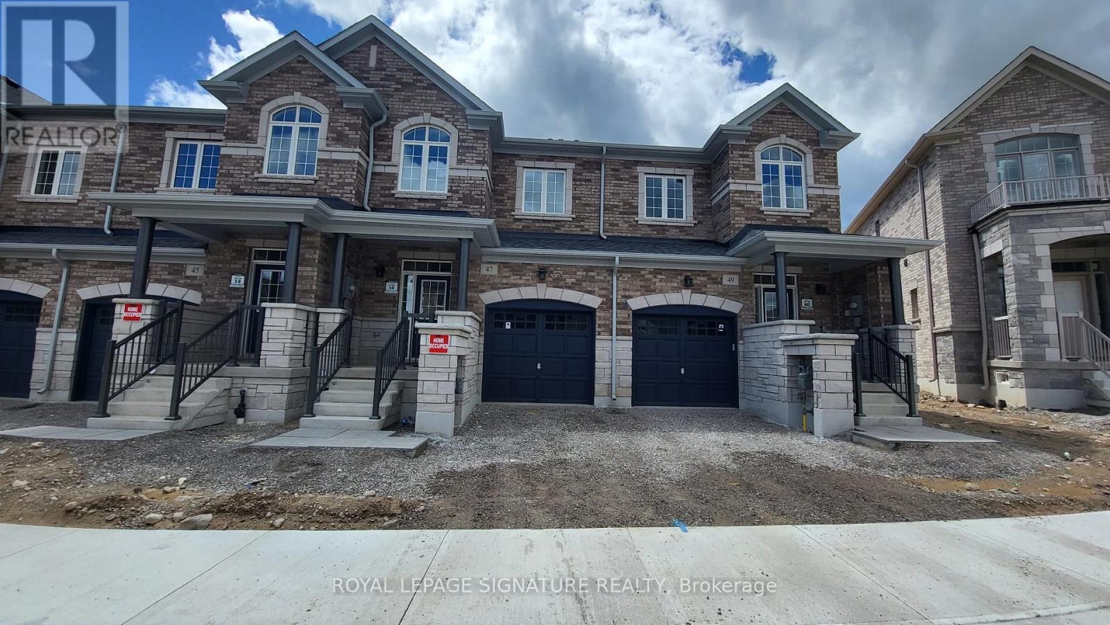 47 GLEDHILL CRESCENT — photo 3