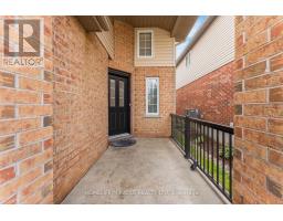 Laundry room - 133 Steepleridge Street, Kitchener, ON N2P2W2 Photo 7