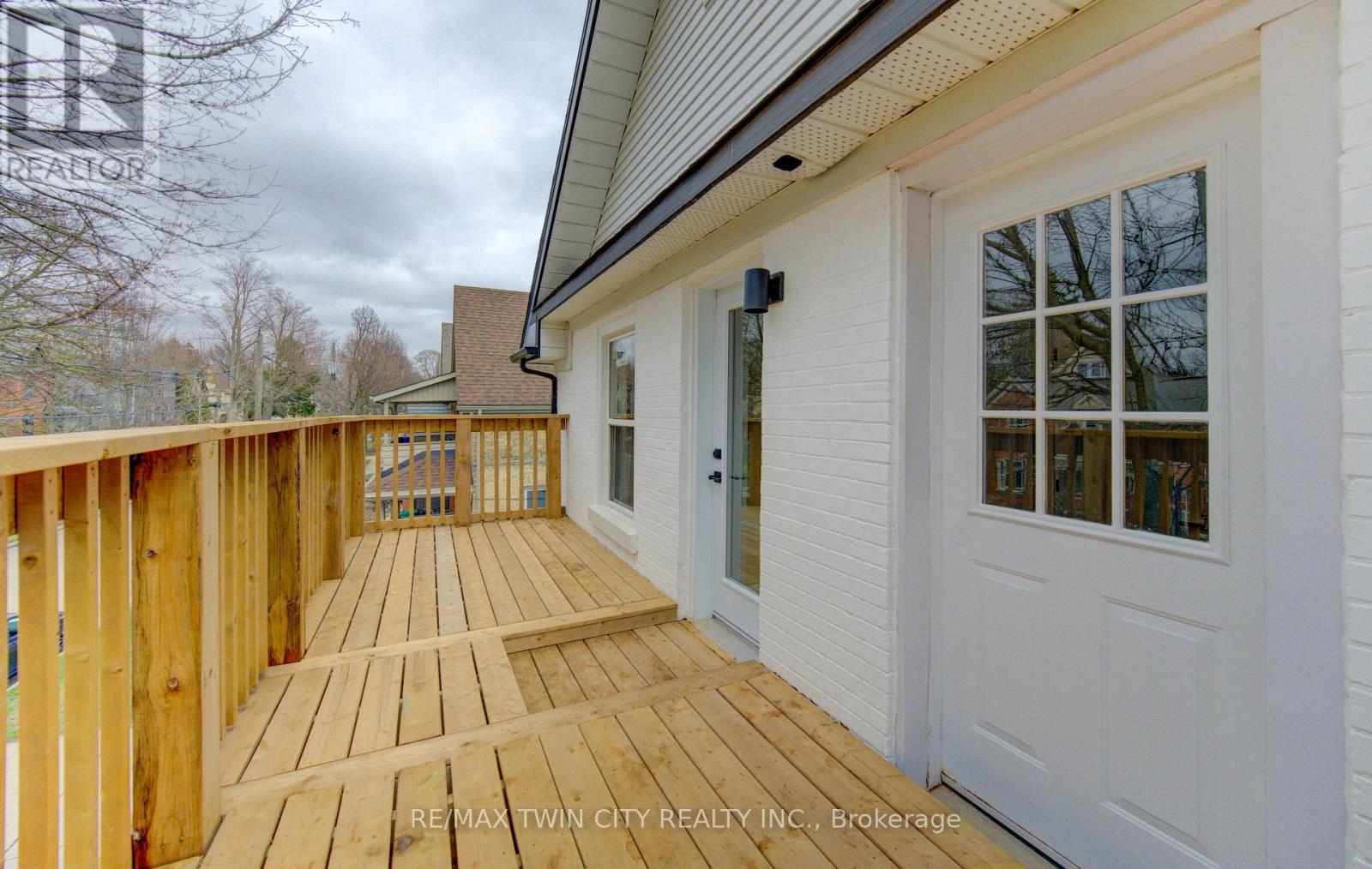67 Louisa Street — photo 12