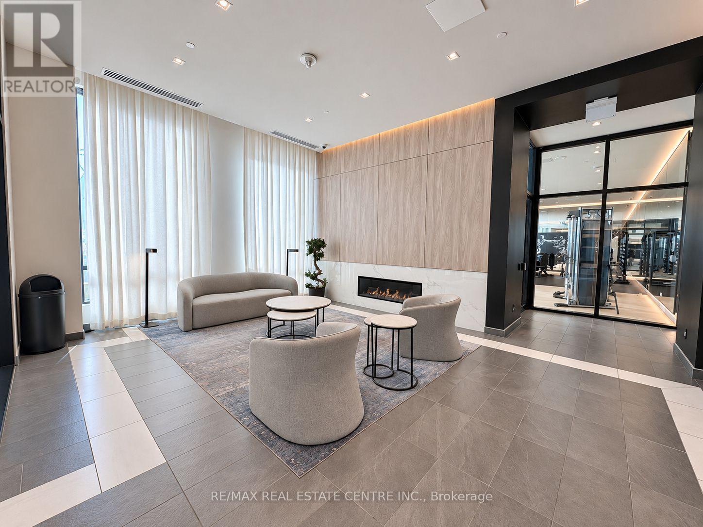 1 Jarvis Street — photo 16