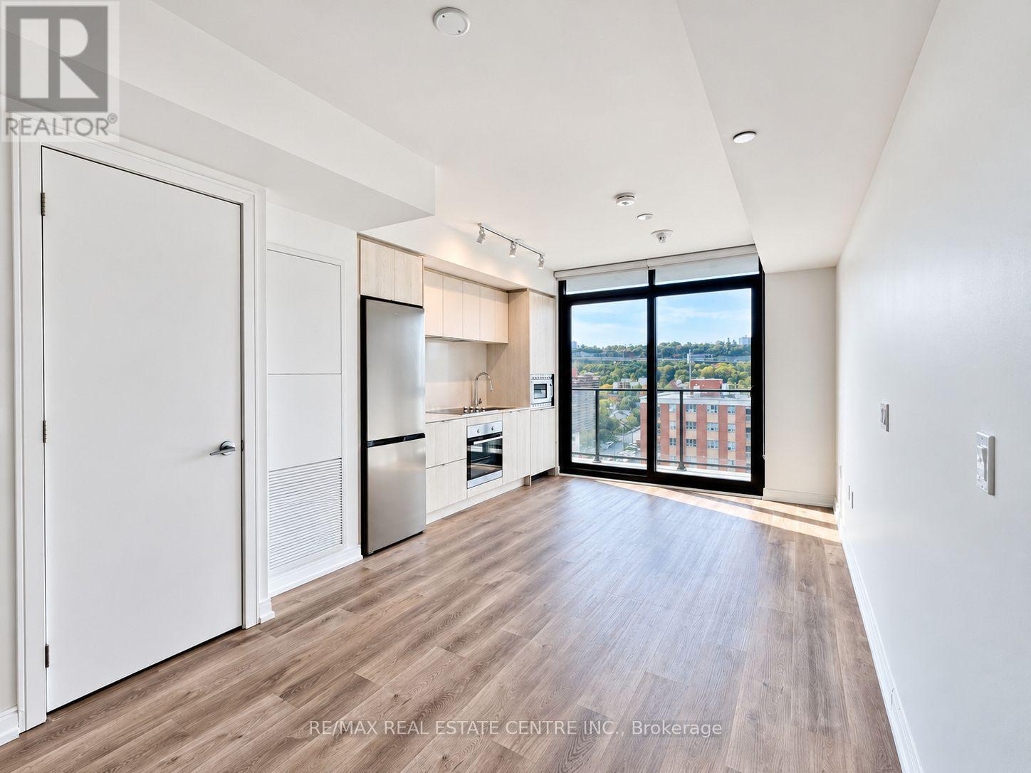 1 Jarvis Street — photo 4