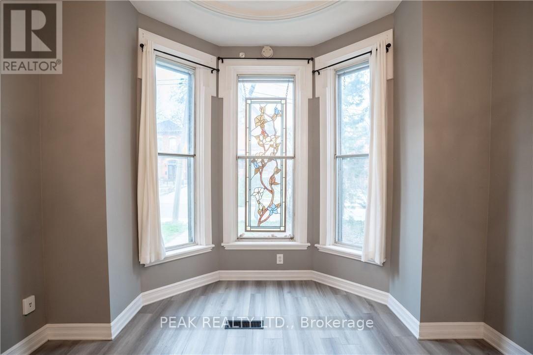 127 East Avenue South, Hamilton, ON photo 9