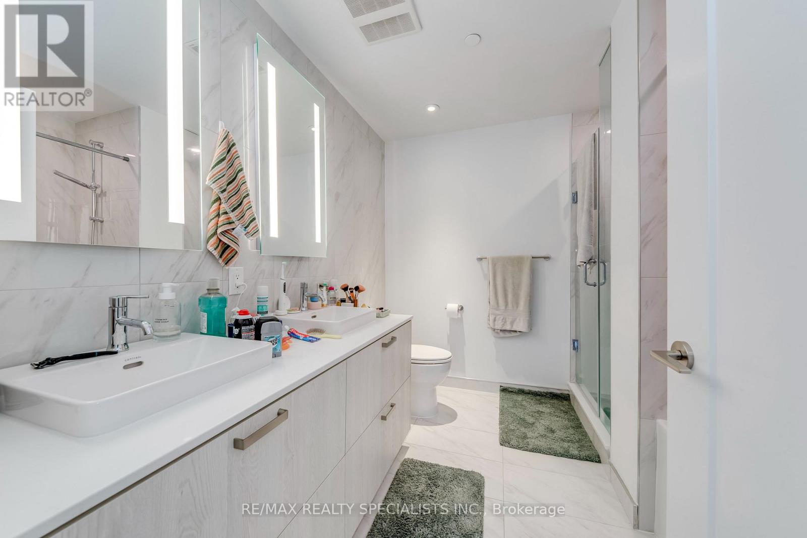 470 Front Street West — photo 18