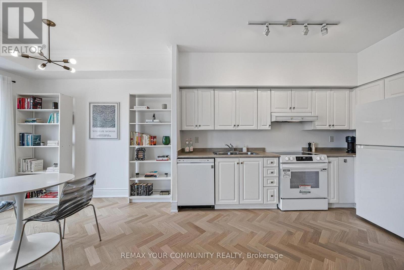 901- 120 Lombard Street, Toronto, ON photo 14