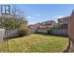 1870 Larksmere Court, Pickering, ON L1V6E3 Photo 39