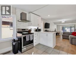 109 Sutton Street, Sarnia, ON N7T3S4 Photo 9