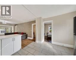 Living room - 109 Sutton Street, Sarnia, ON N7T3S4 Photo 8