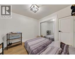 109 Sutton Street, Sarnia, ON N7T3S4 Photo 11