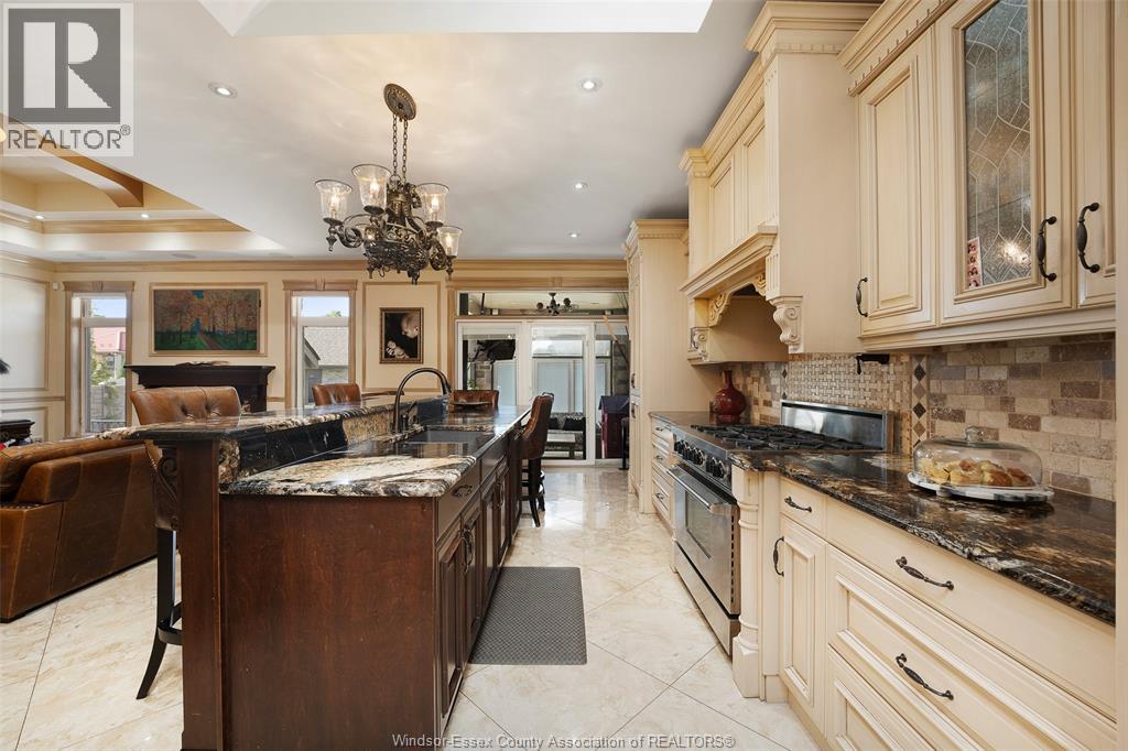 3953 ZANZIBAR CRESCENT - 28