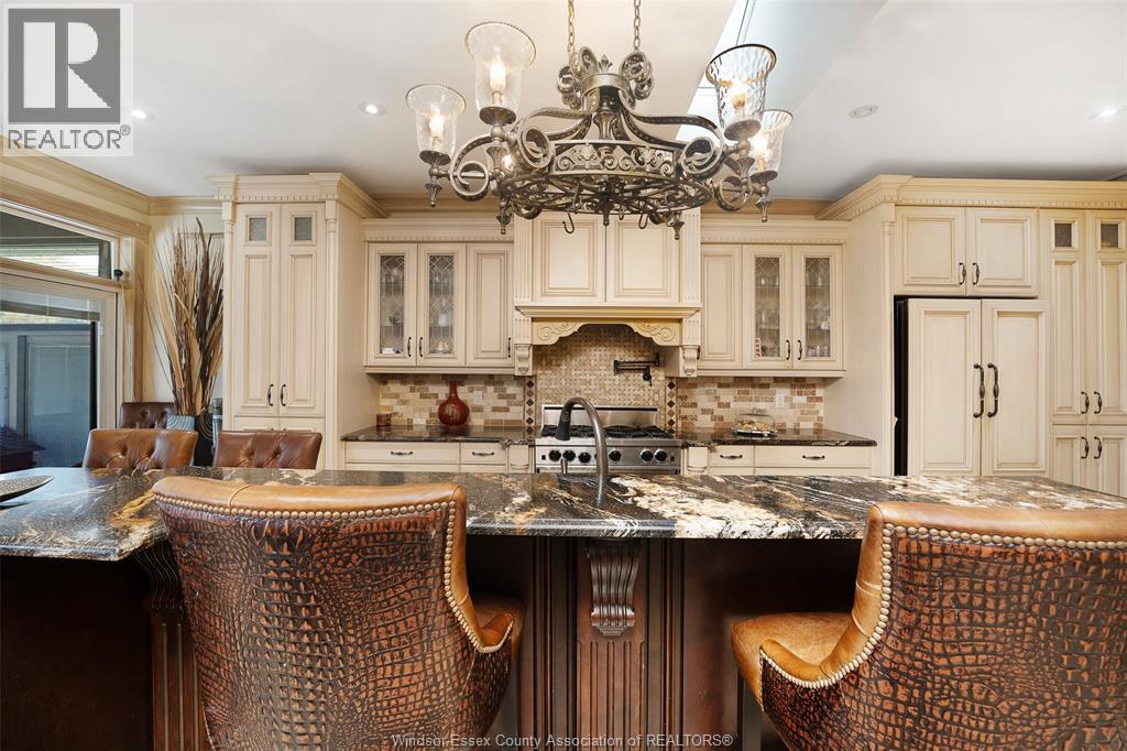 3953 ZANZIBAR CRESCENT - 29