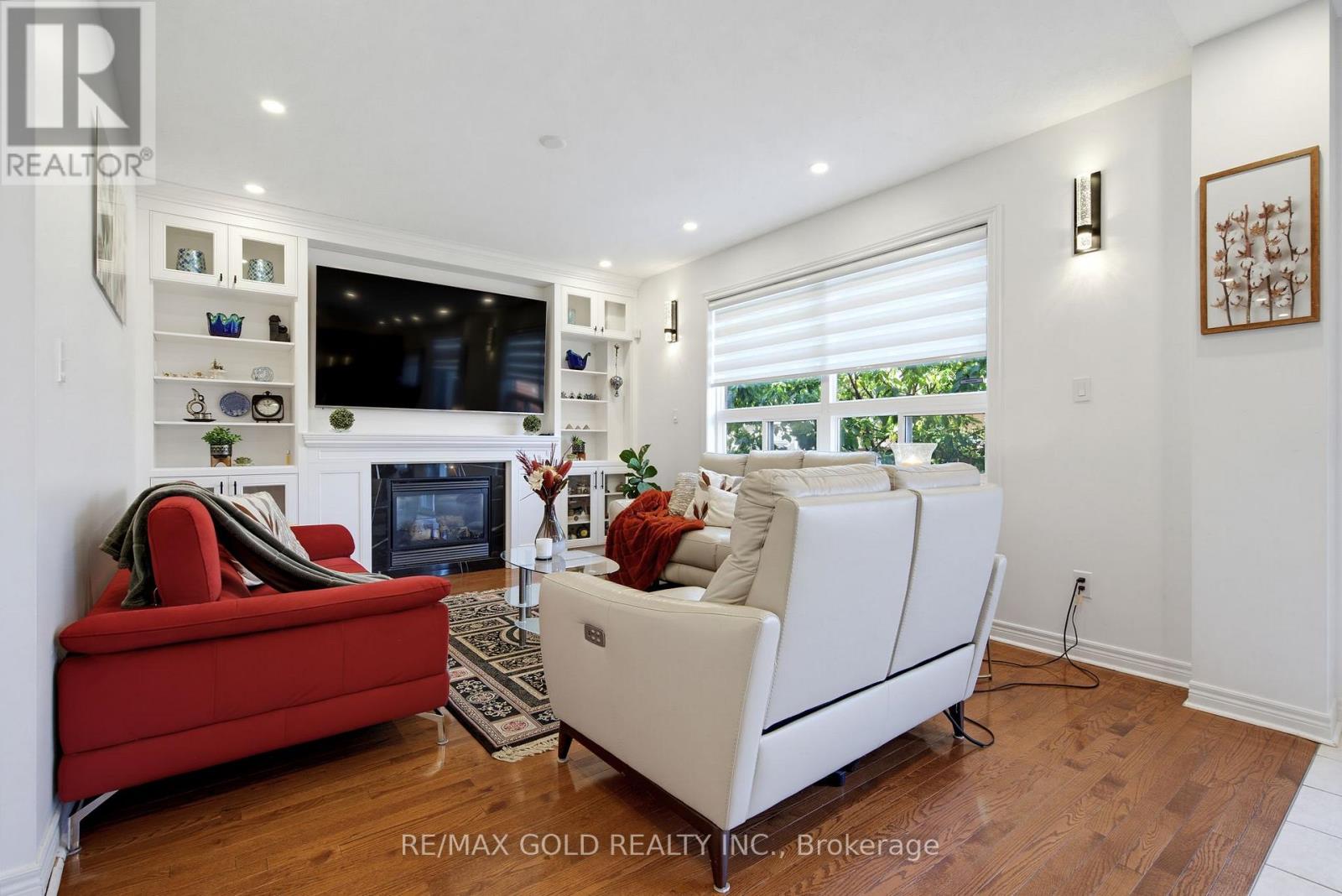 7 DAROU CRESCENT - 10