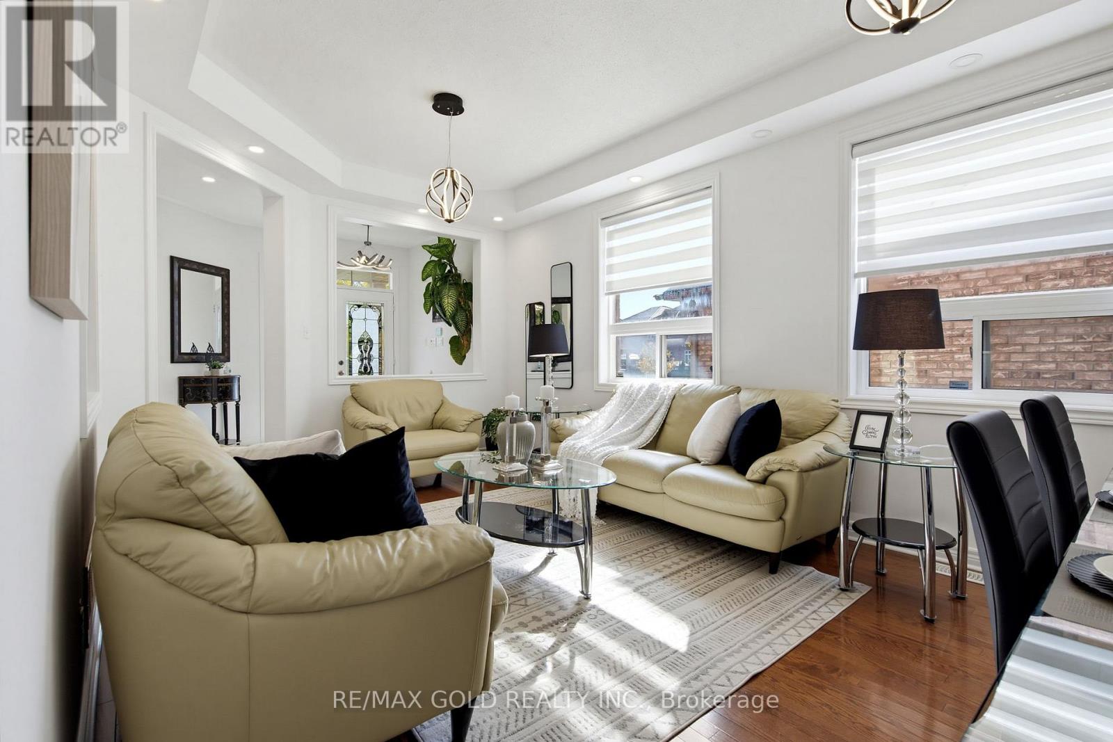 7 DAROU CRESCENT - 5