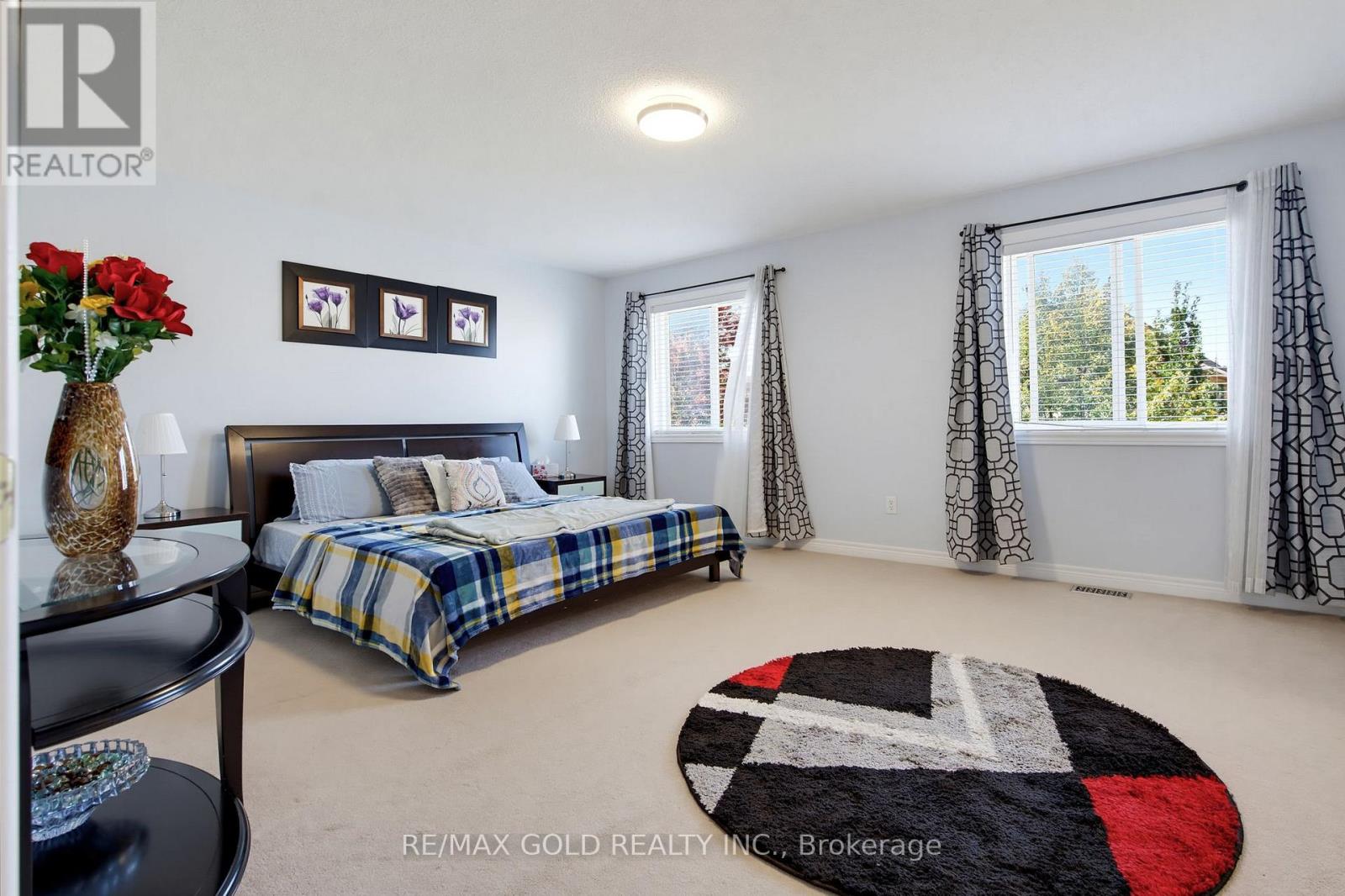 7 DAROU CRESCENT - 28