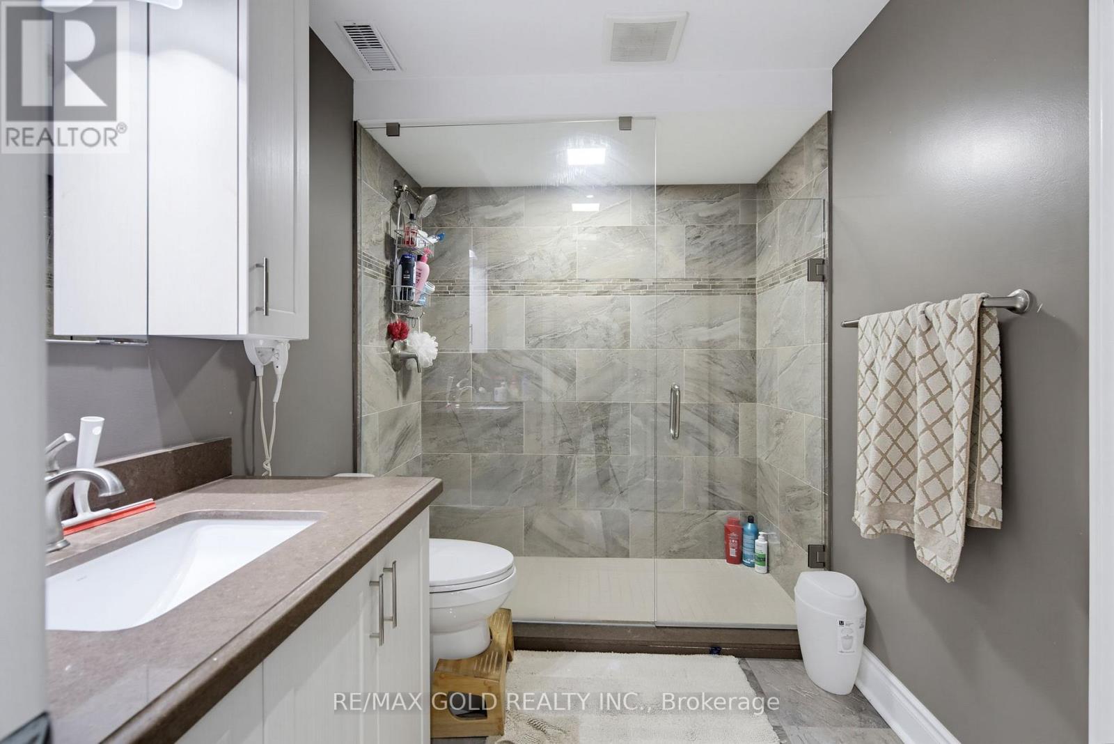 7 DAROU CRESCENT - 41