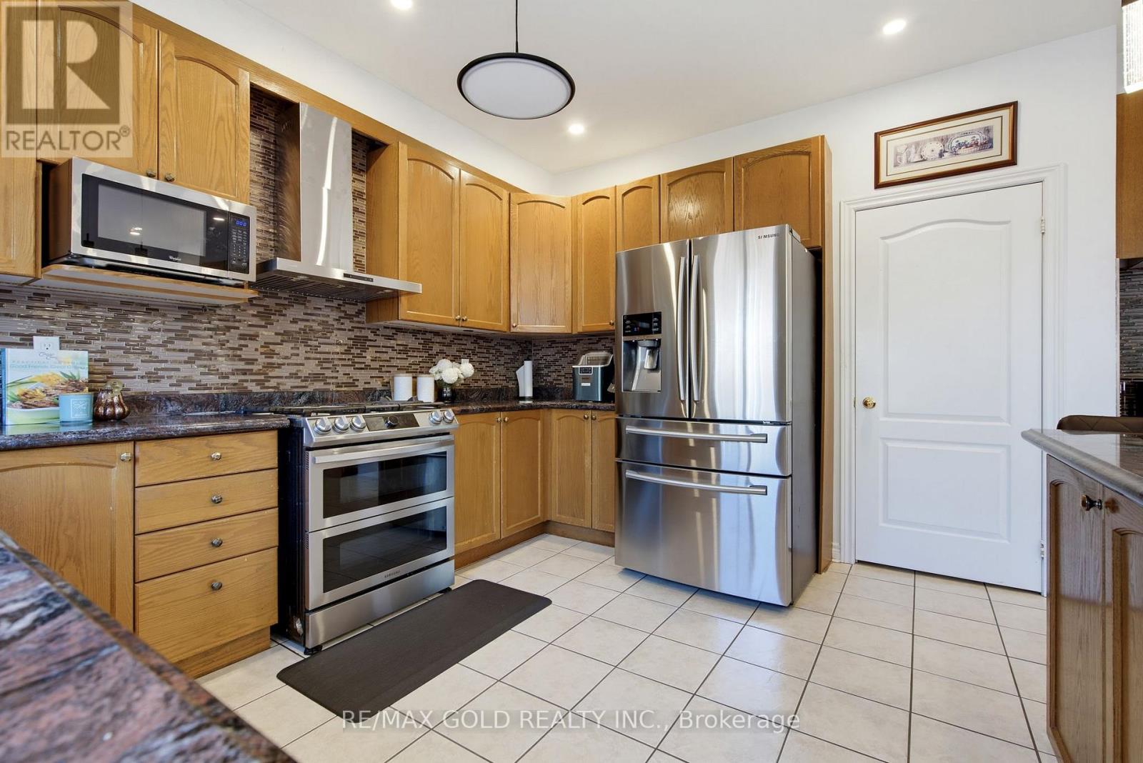 7 DAROU CRESCENT - 15