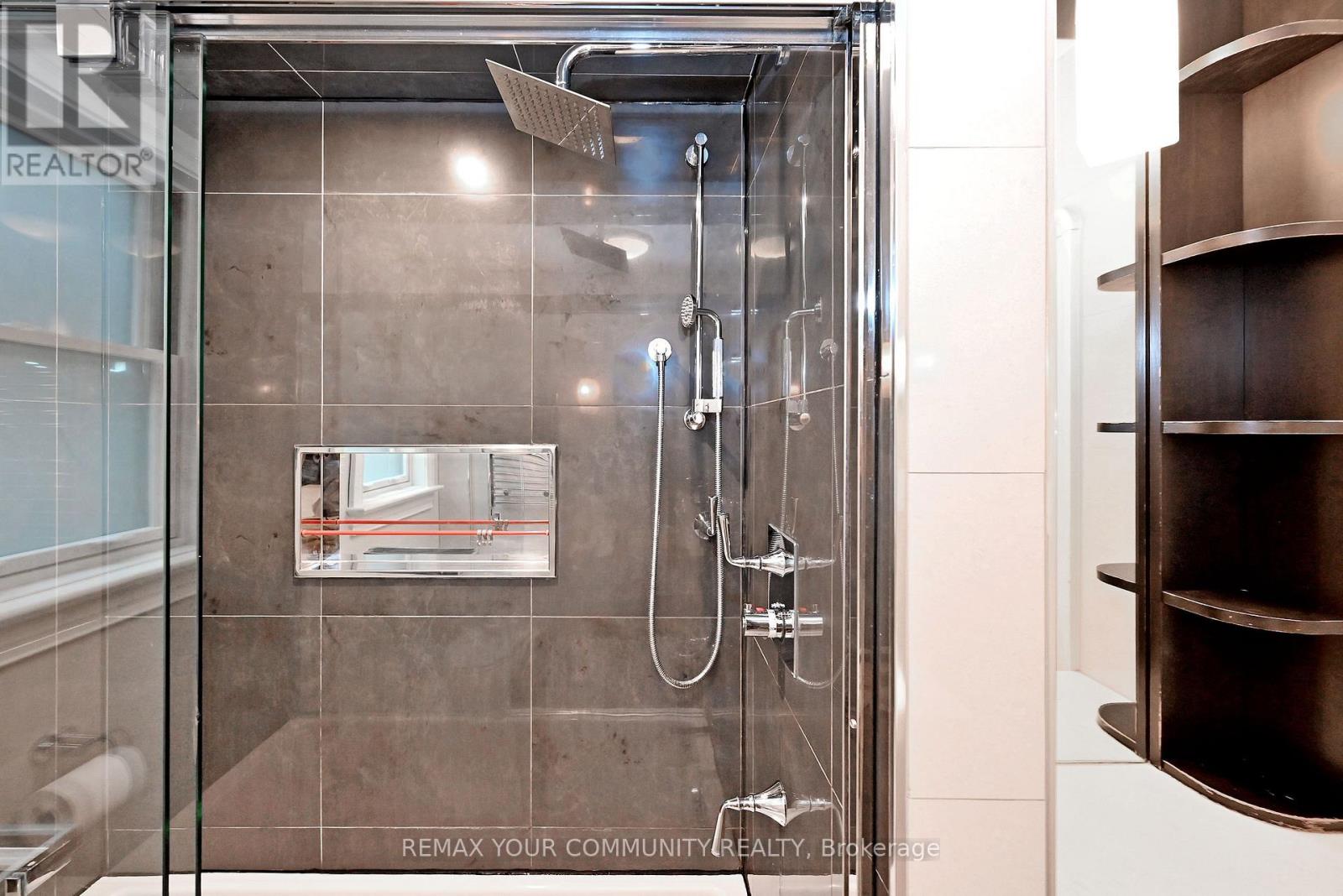141 Prince Edward Drive South, Toronto, ON photo 23