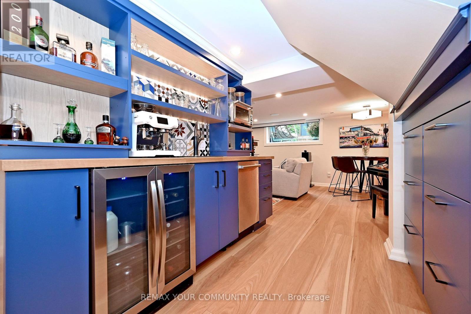 141 Prince Edward Drive South, Toronto, ON photo 33