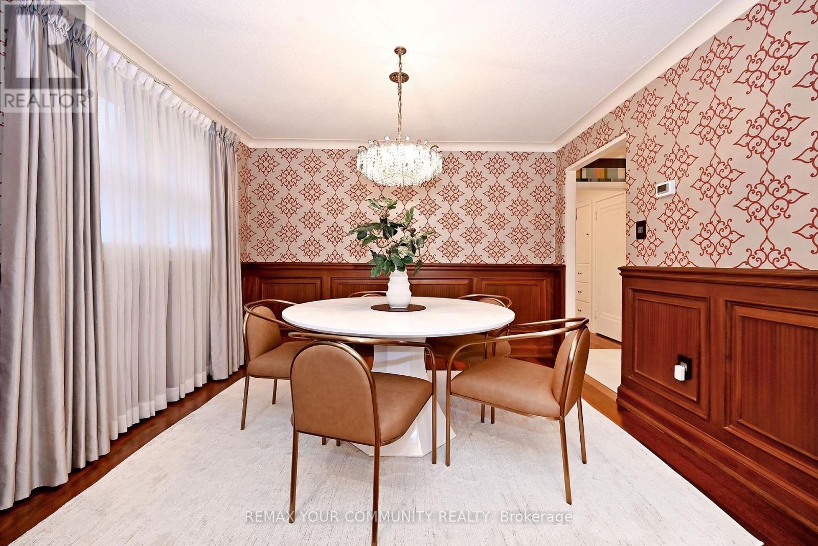 141 Prince Edward Drive South, Toronto, ON photo 8