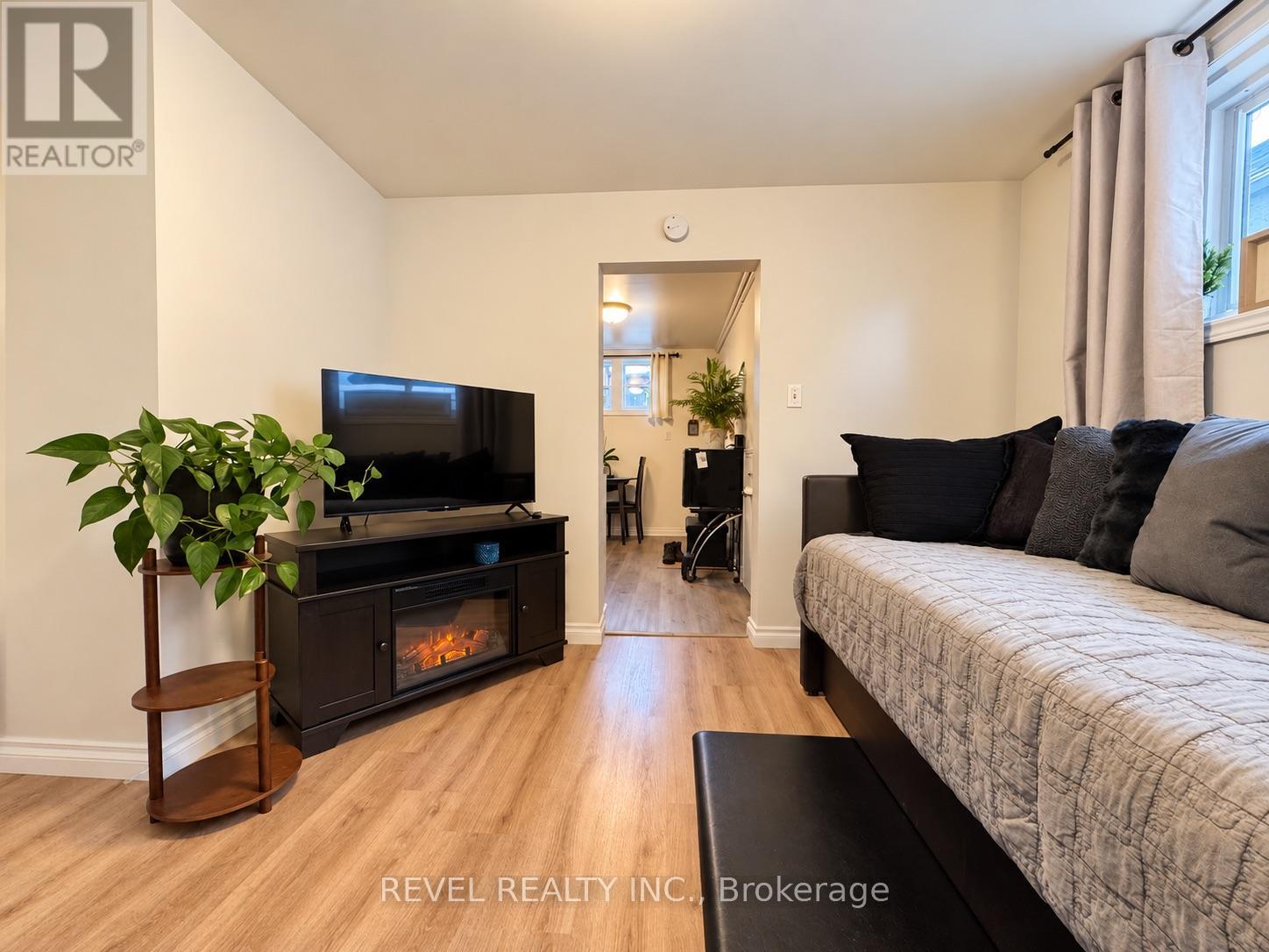 173 Front Street — photo 16