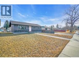 2046 33 Street SE - photo 2