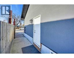 2046 33 Street SE - photo 6