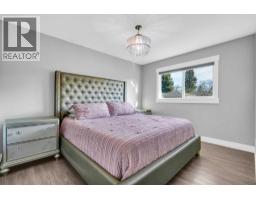 2046 33 Street SE - photo 14
