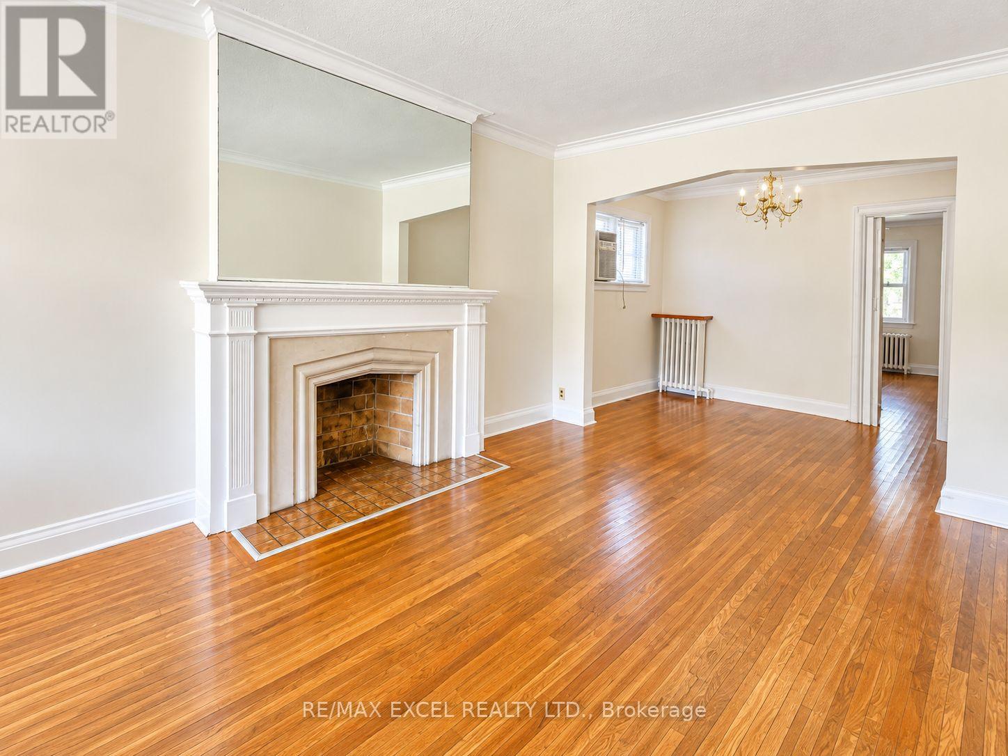 11 HUTTON AVENUE - 3