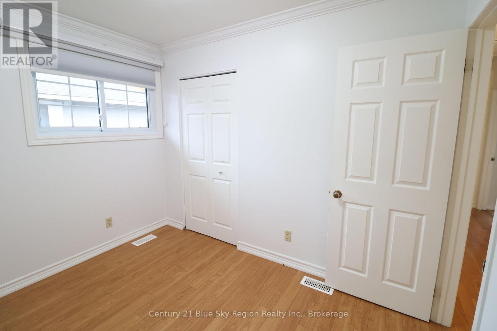 107 Strathcona Drive — photo 12
