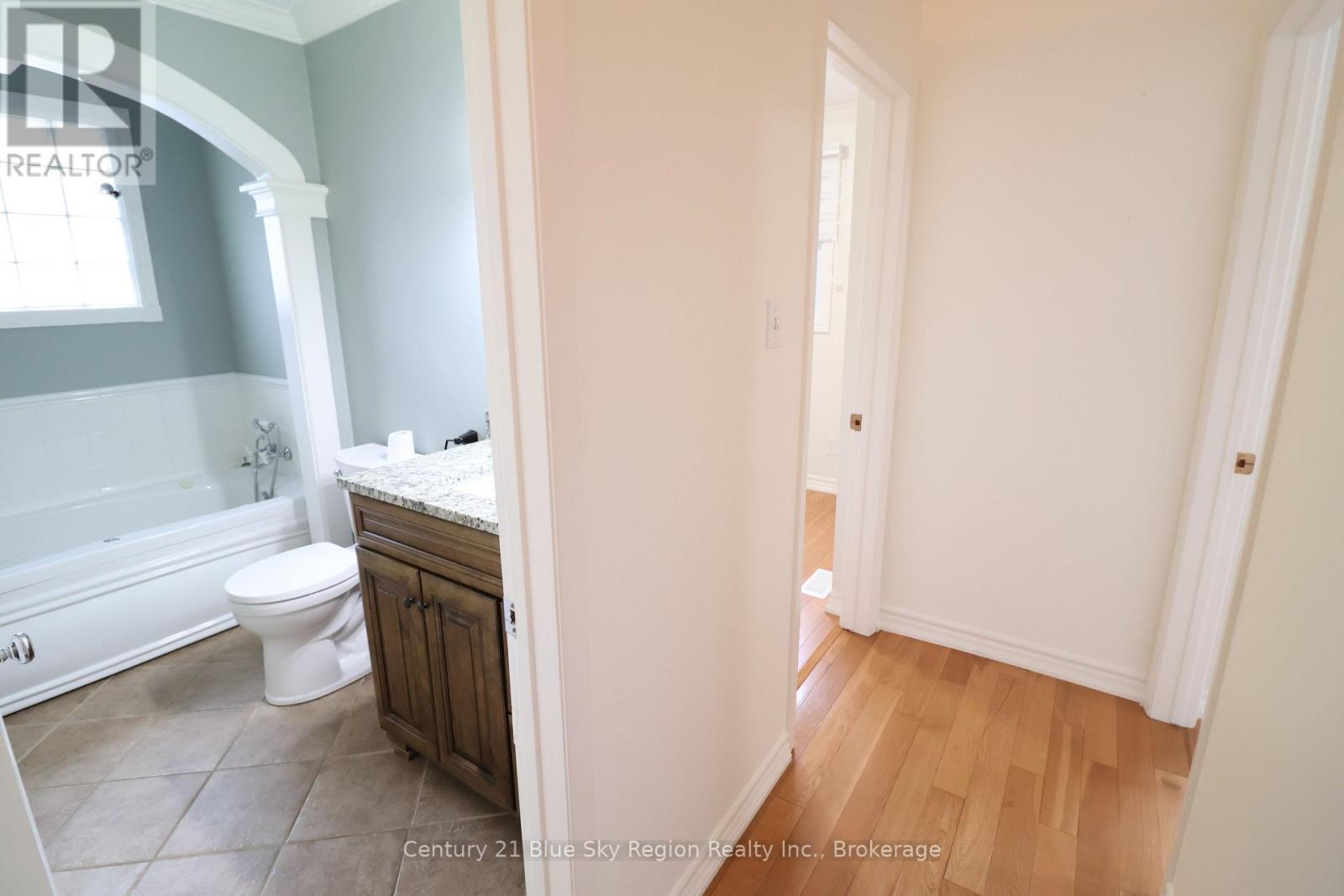 107 Strathcona Drive — photo 13