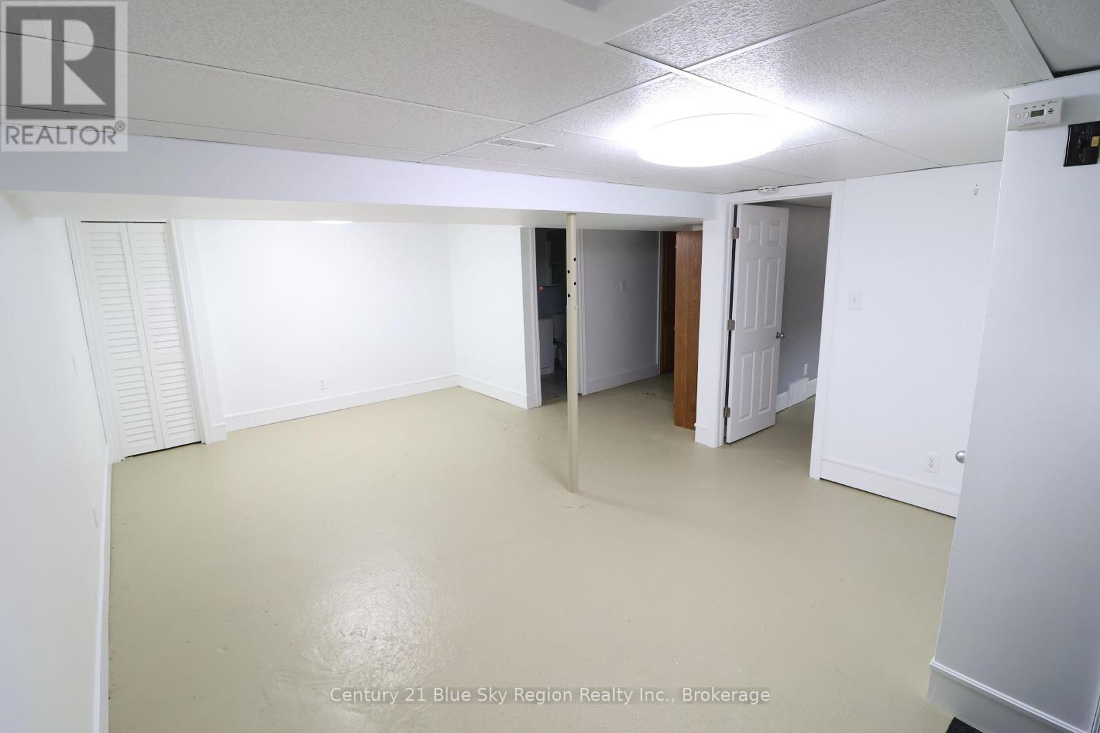 107 Strathcona Drive — photo 23