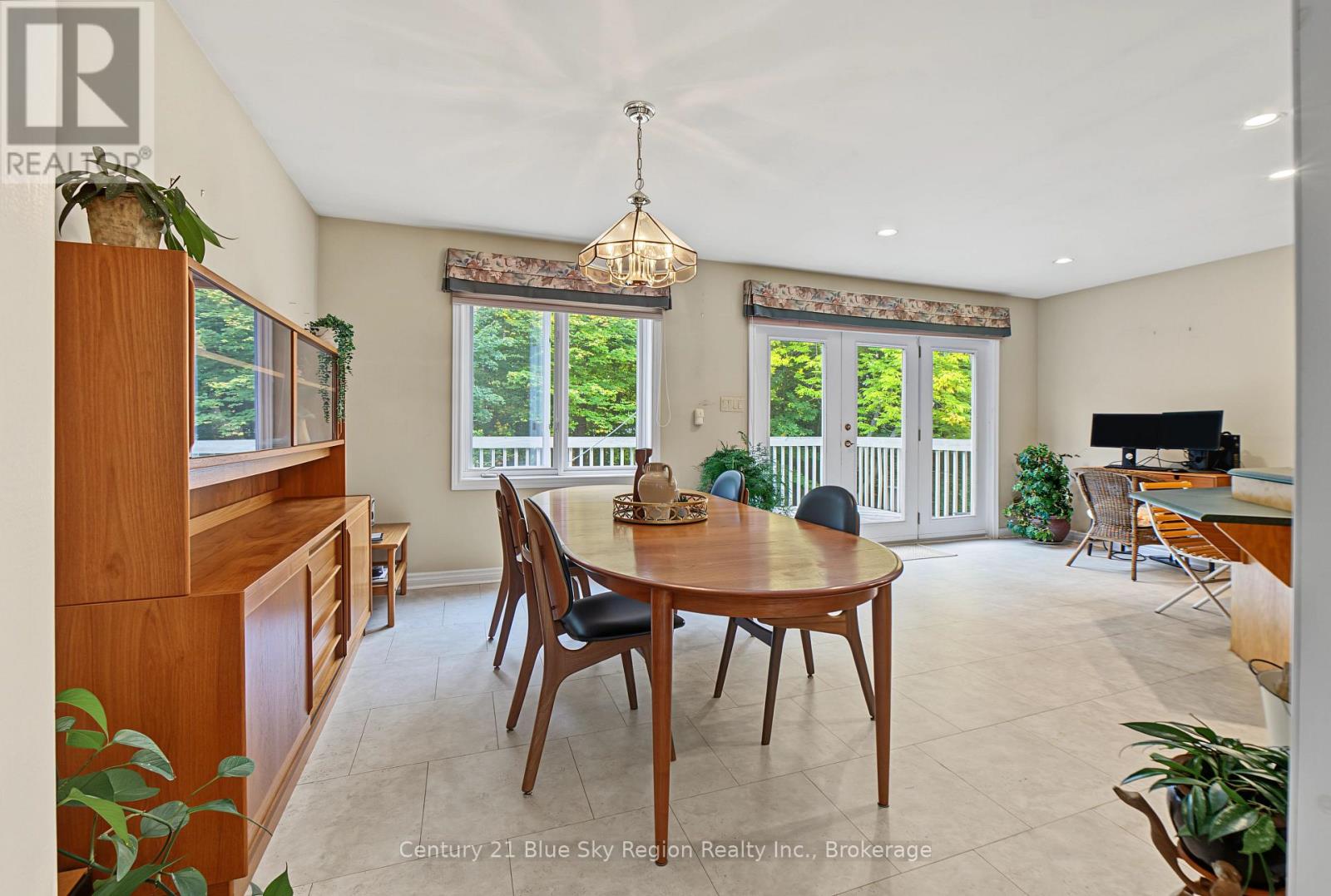 35 Janey Avenue — photo 10